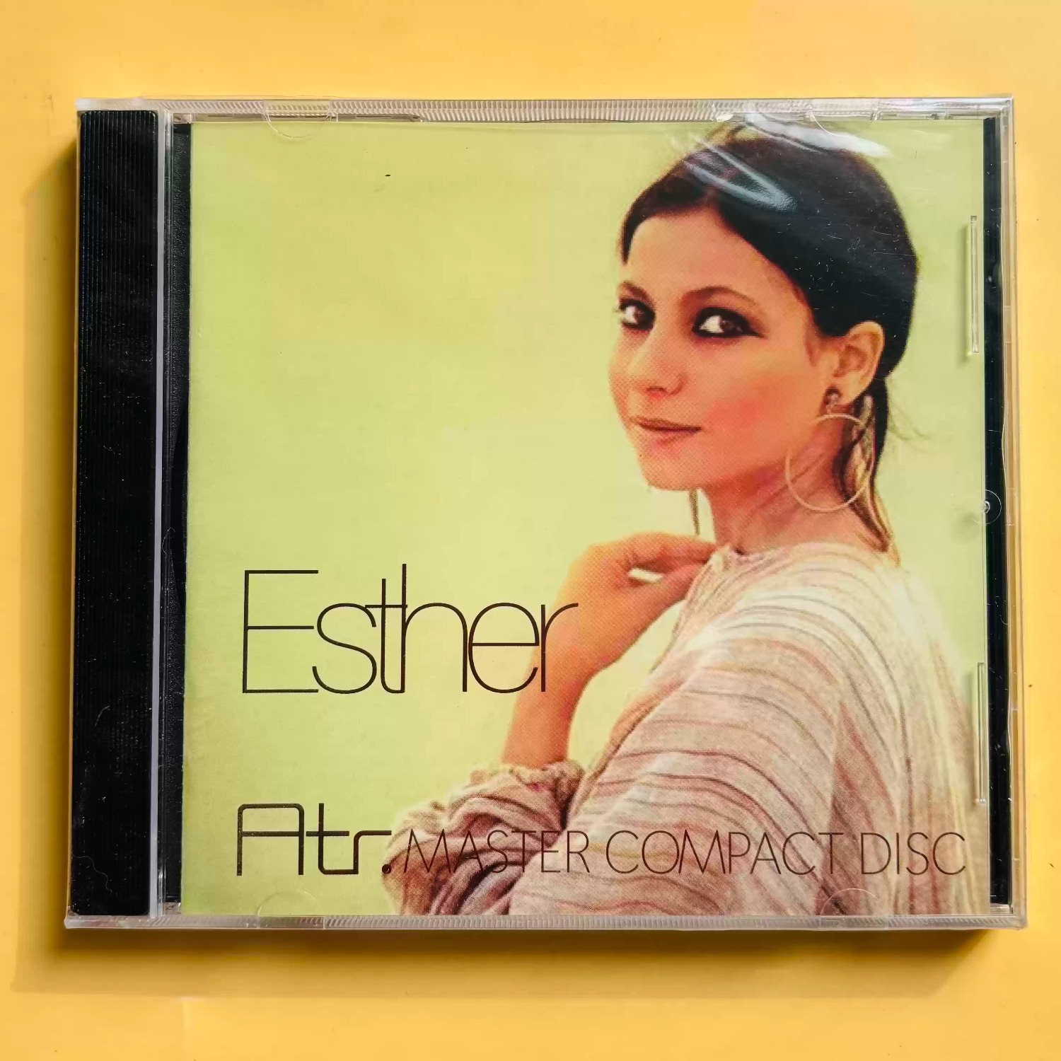 Vintage Collectibles - Vintage Female Vocal CD Album, 