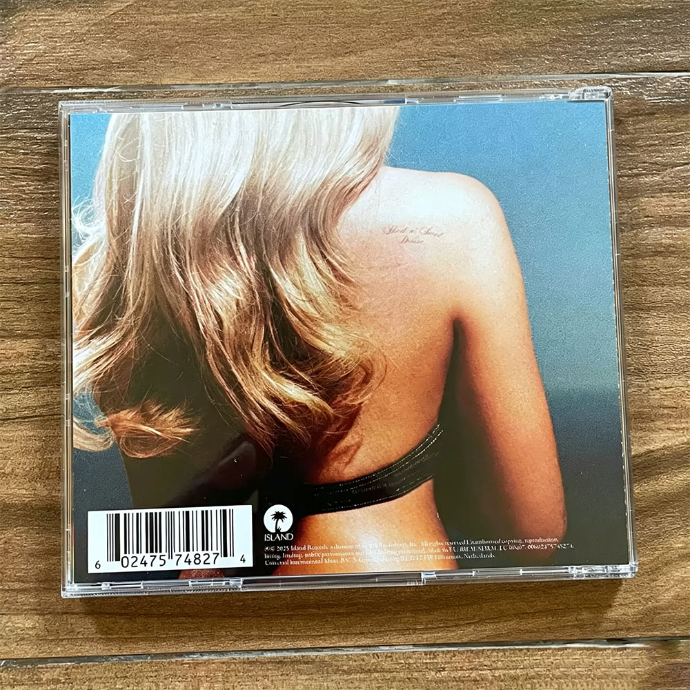 CD 'Short N' Sweet' - Pop, Cou - Vintage Collectibles ulasan dan harga