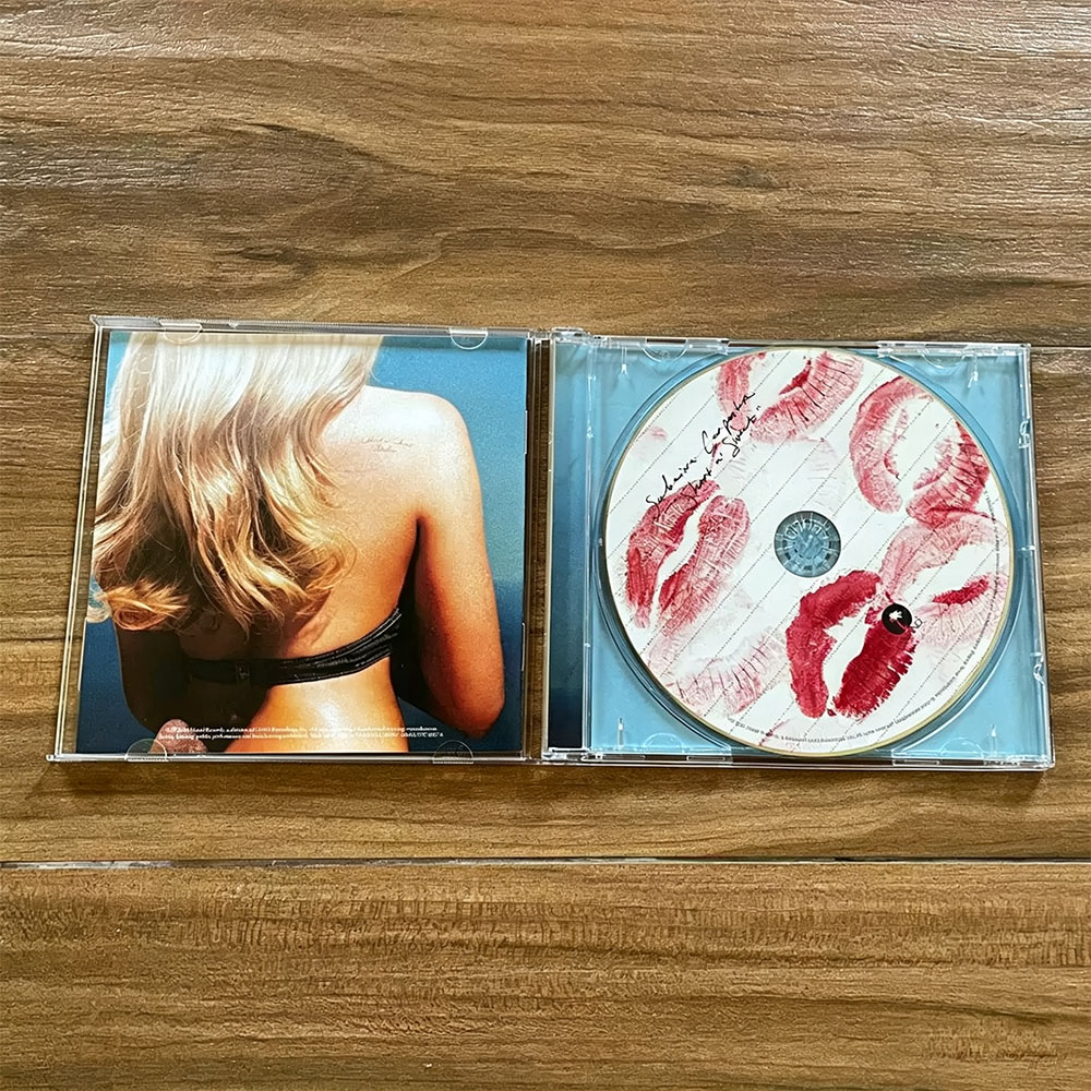 CD 'Short N' Sweet' - Pop, Cou - Vintage Collectibles ulasan dan harga